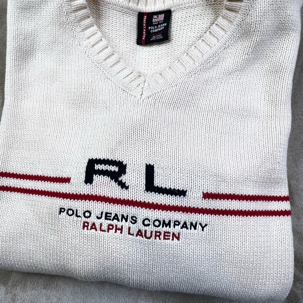 Vintage 💯 Cotton Ralph Lauren V-Neck Sweater in Cream